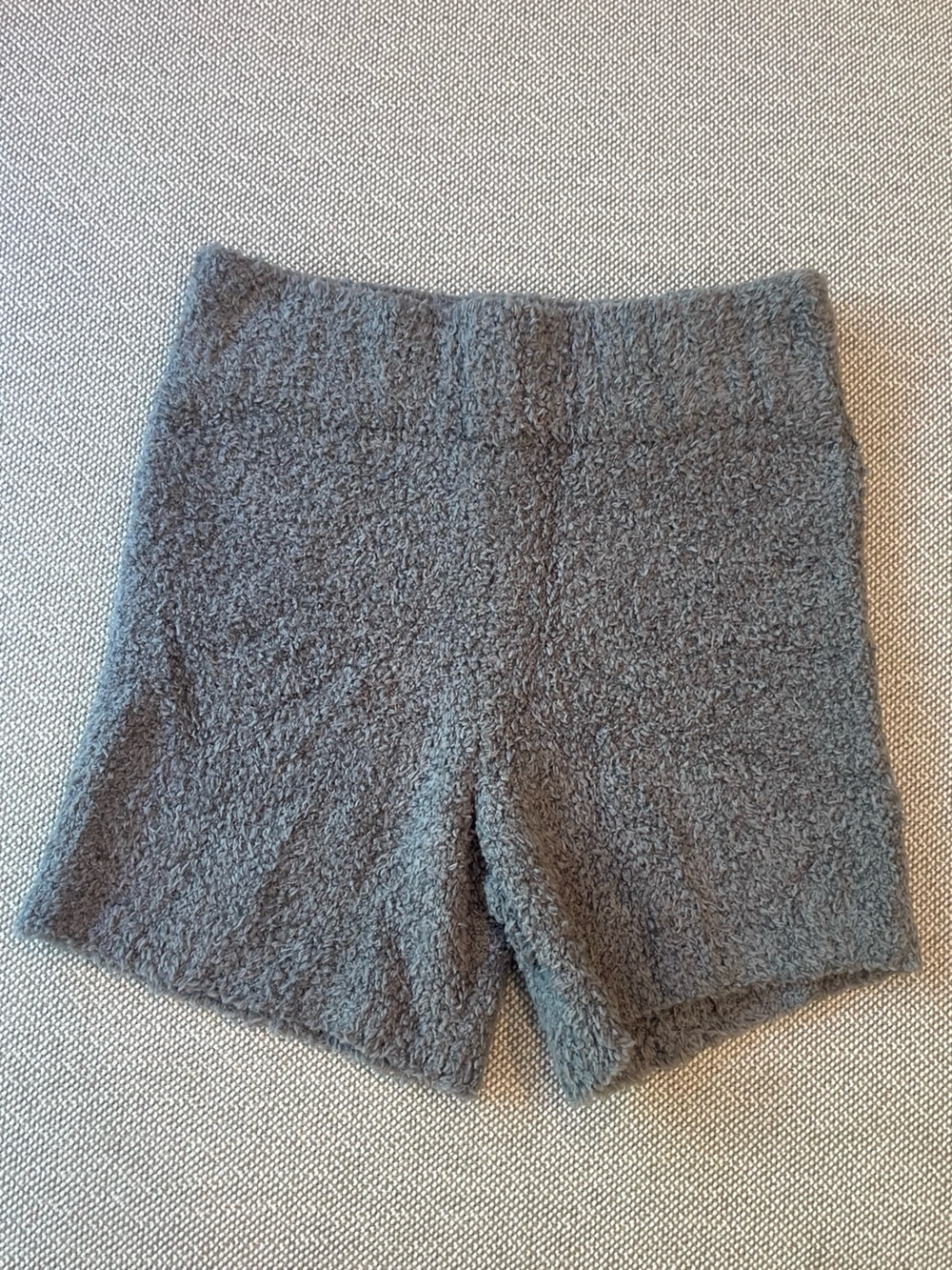 NWT SKIMS Plush Knit Shorts in Heather Gray